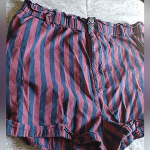 Forever 21 Los Angeles Striped Red and Dark Navy Women Shorts Size L